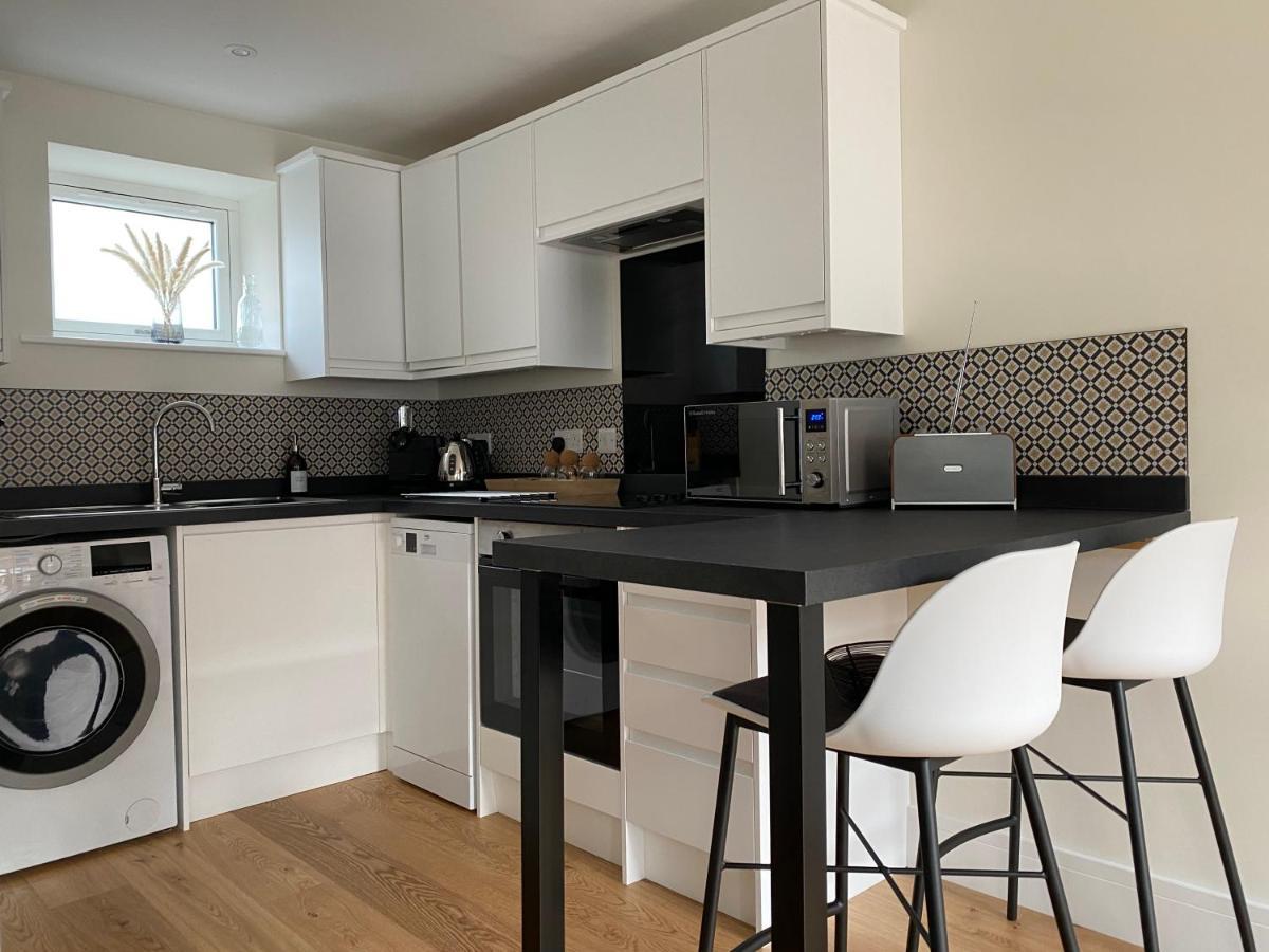 סליסבורי New Studio Apartment - Minutes Walk To Cathedral מראה חיצוני תמונה